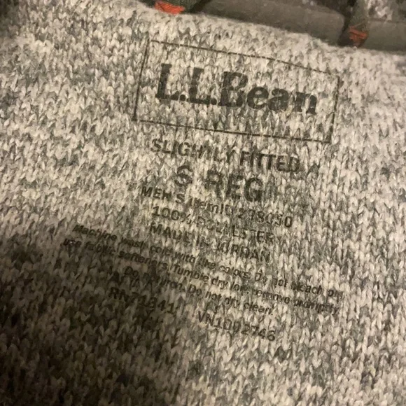 L.L. Bean slightly fitted pullover sweater men’s small - Picture 8 of 9